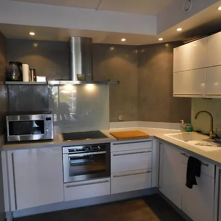 T2 Calypso climatisé avec piscine et parking Apartamento Mandelieu
